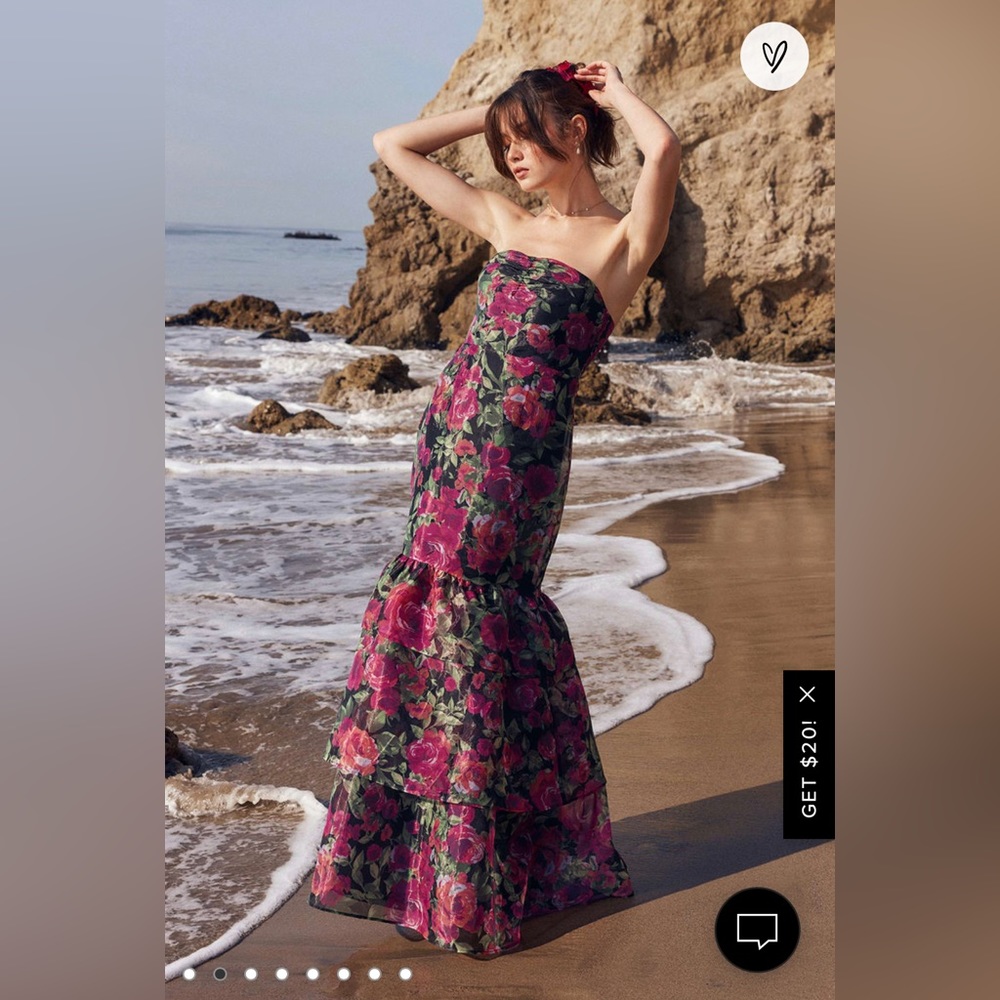 ✨NWT✨ LULUS FLORAL STRAPLESS GOWN